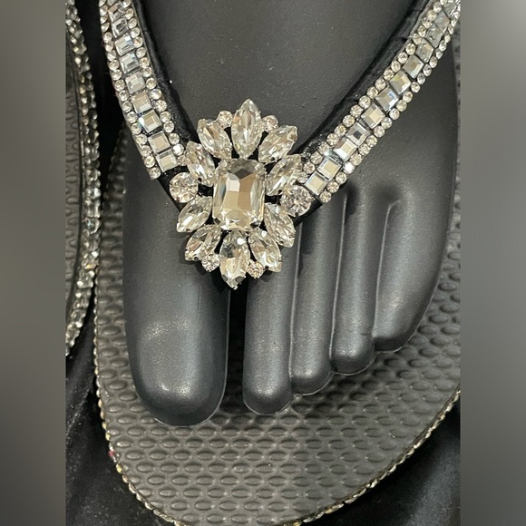 Custom Hand-Crafted Rhinestone FlipFlops | "No Bare Feet Allowed" - Picture 4 of 6